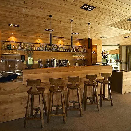 Longhin Szálloda Maloja